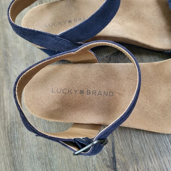 Lucky Brand Kennette Blue Suede Wedge Heels Sandals Size 9W Wide Ankle Strap - Picture 4 of 10
